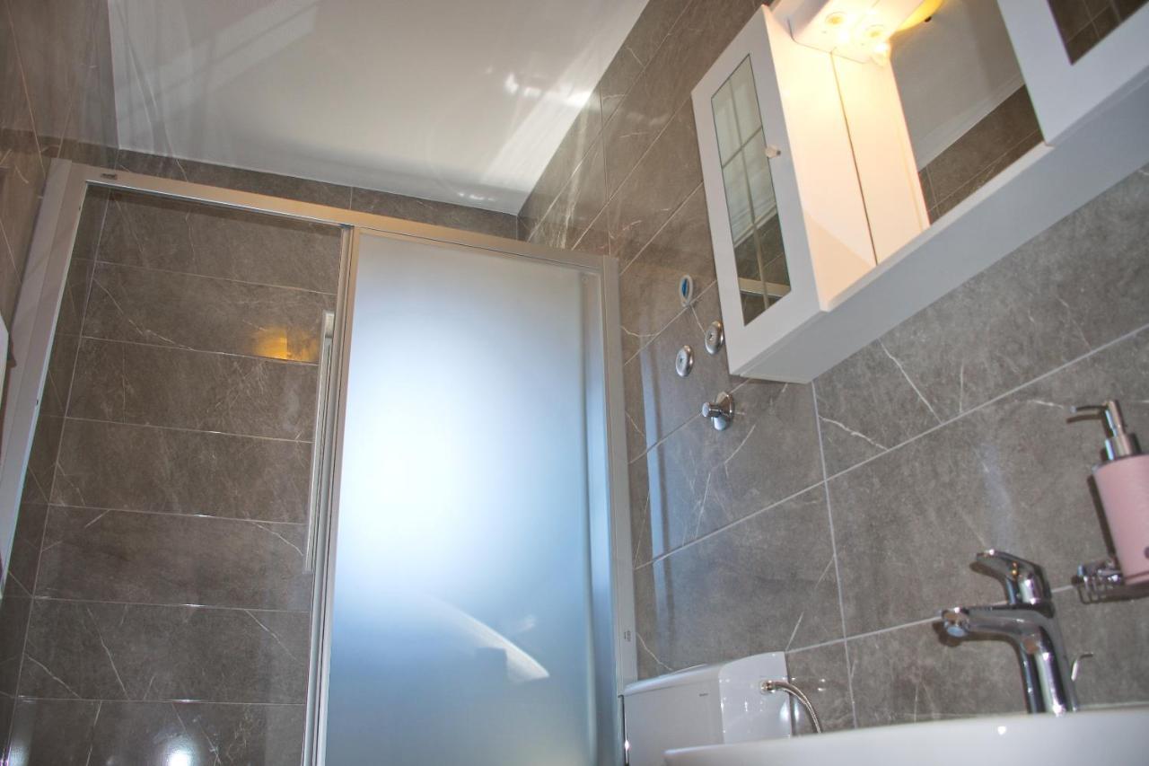 Apartmani Vidusin Novalja Extérieur photo